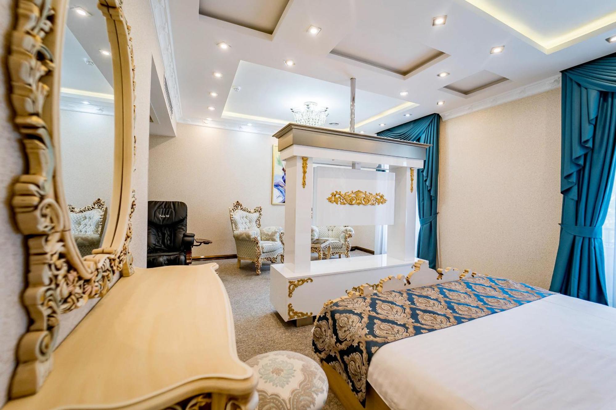 Hotel Aqua Liberty Tbilisi Exterior photo